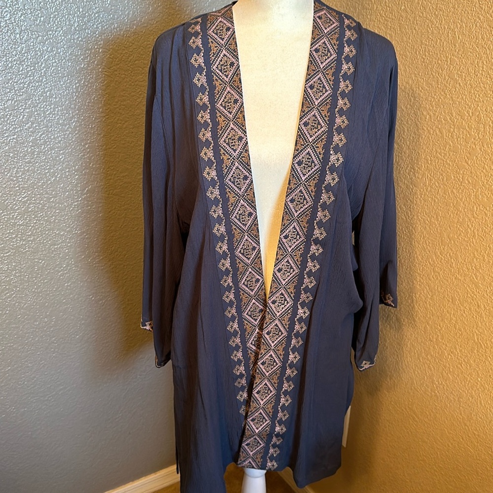 J.Jill blue embroidered trim front cover